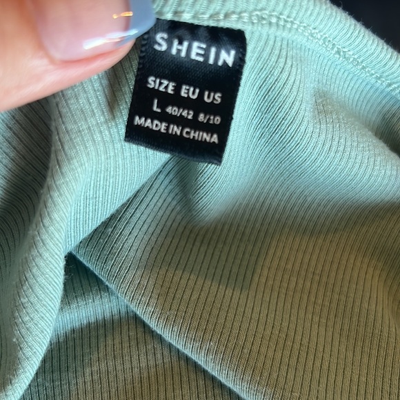 Long sleeve green crop top - Picture 4 of 4